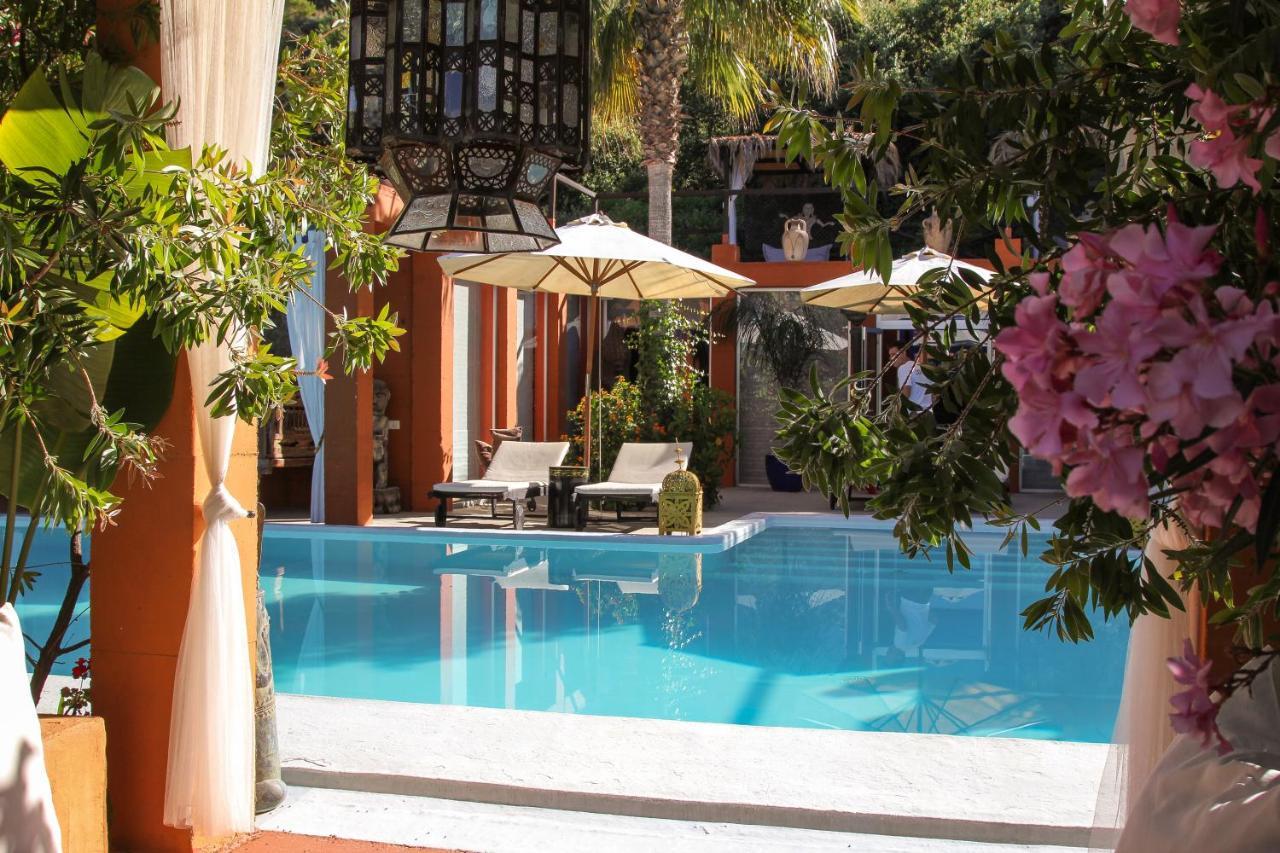 Отель Ddg Retreat Касарес Экстерьер фото